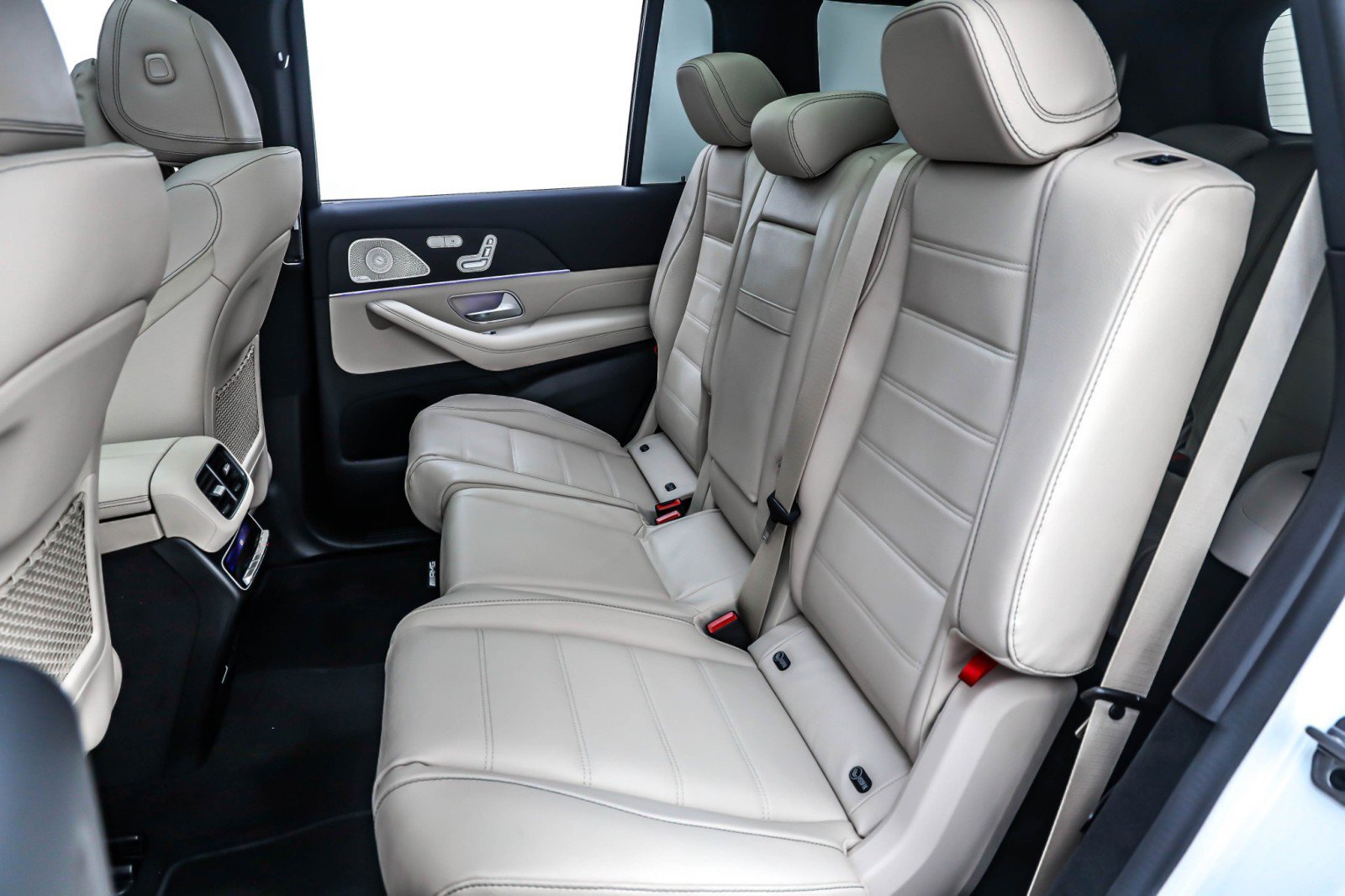 New 2026 Mercedes-Benz GLS 580 4MATIC image 8