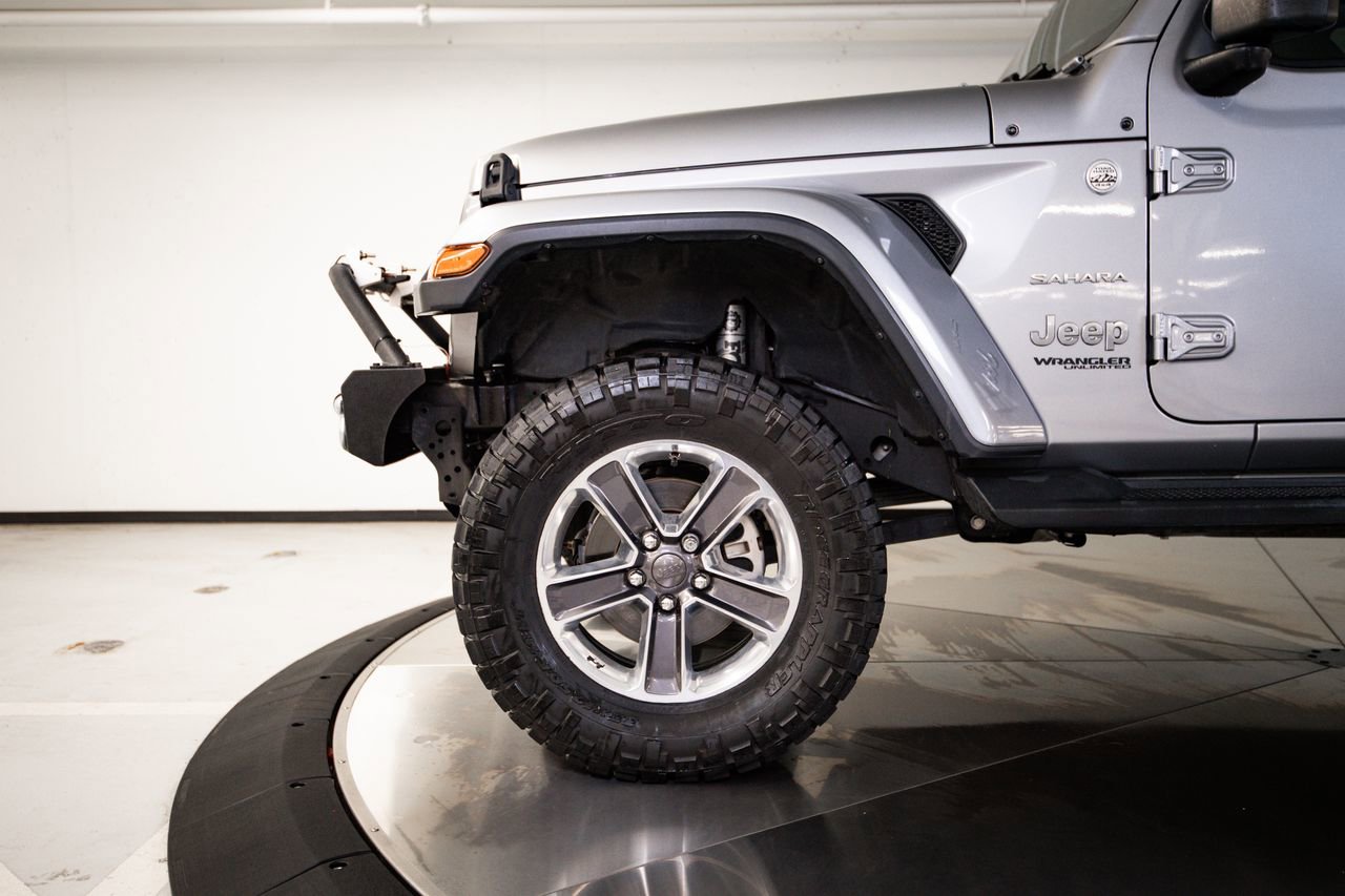 Used 2020 Jeep Wrangler Unlimited Sahara AWD/4WD image 11