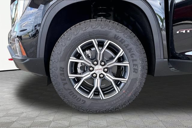 New 2026 GMC Acadia AT4 w/ Super Cruise Package AWD/4WD image 13