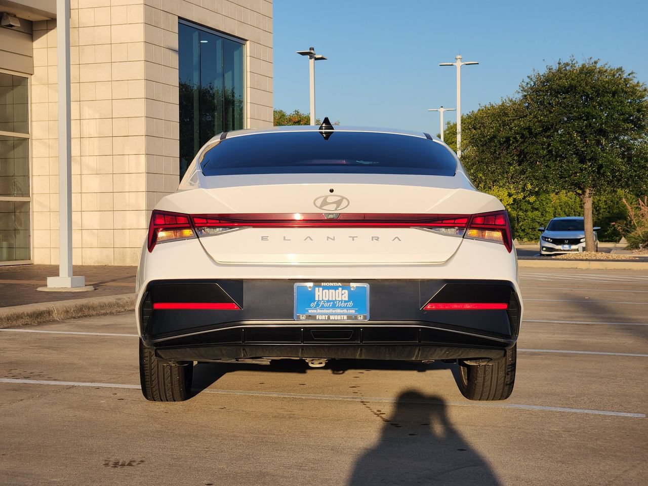 Used 2025 Hyundai Elantra SEL FWD image 6