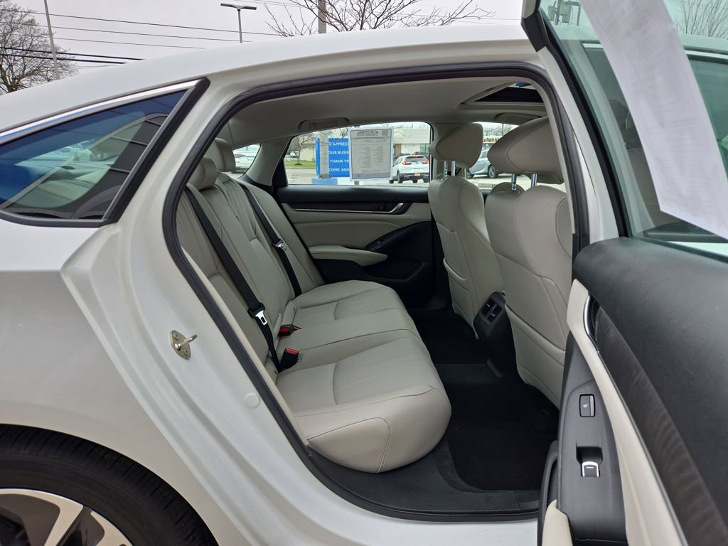 Certified 2019 Honda Accord Touring image 28