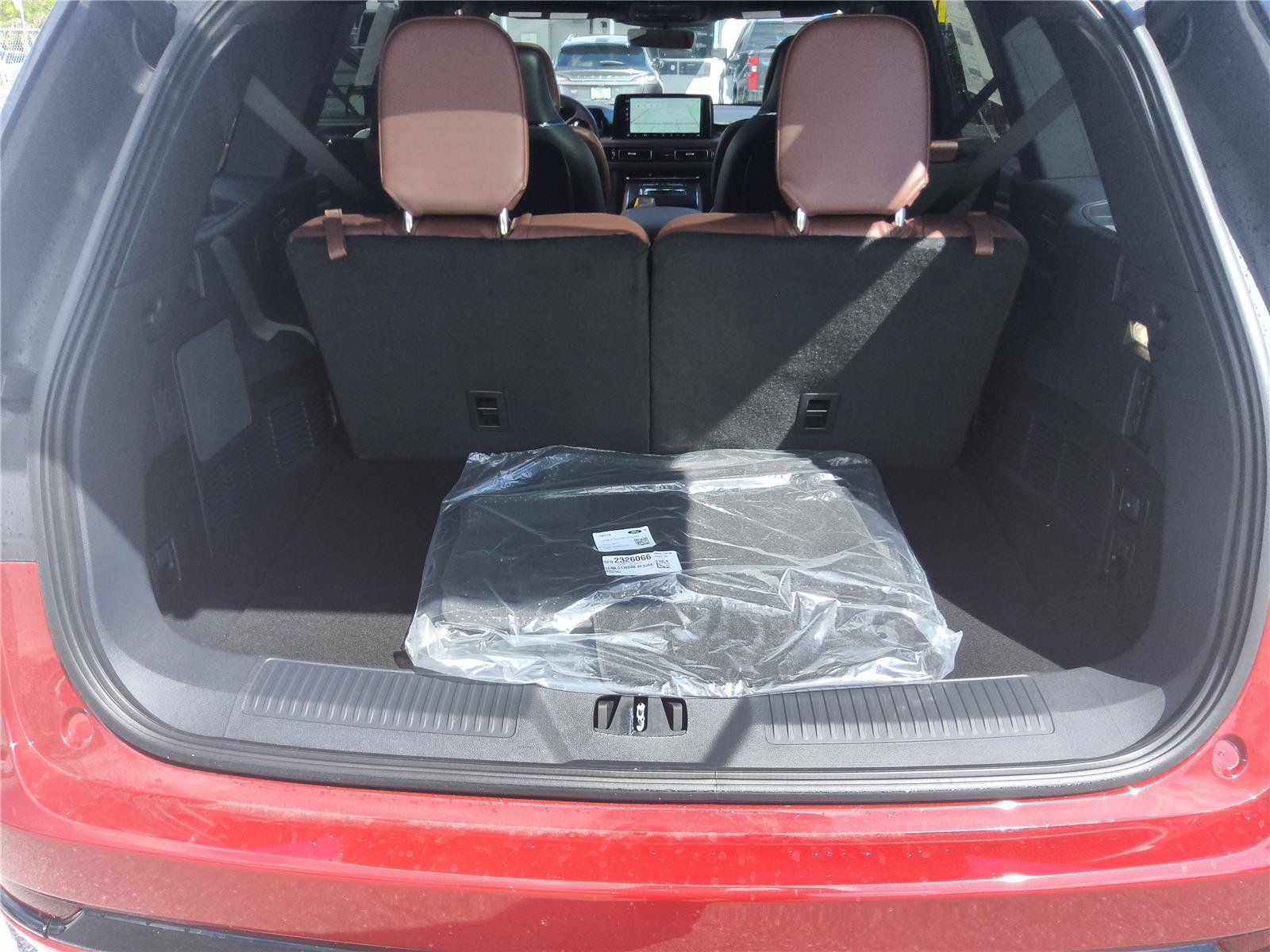 New 2027 Lincoln Aviator Reserve AWD/4WD image 19