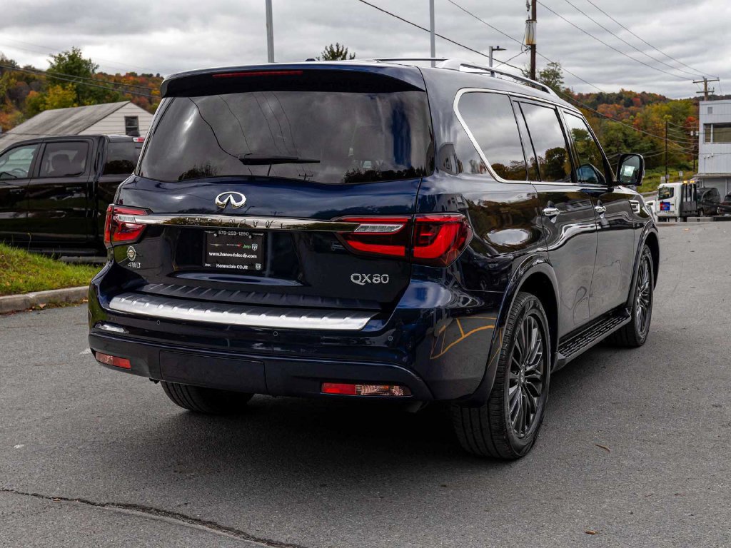 Used 2024 INFINITI QX80 Sensory AWD/4WD image 4
