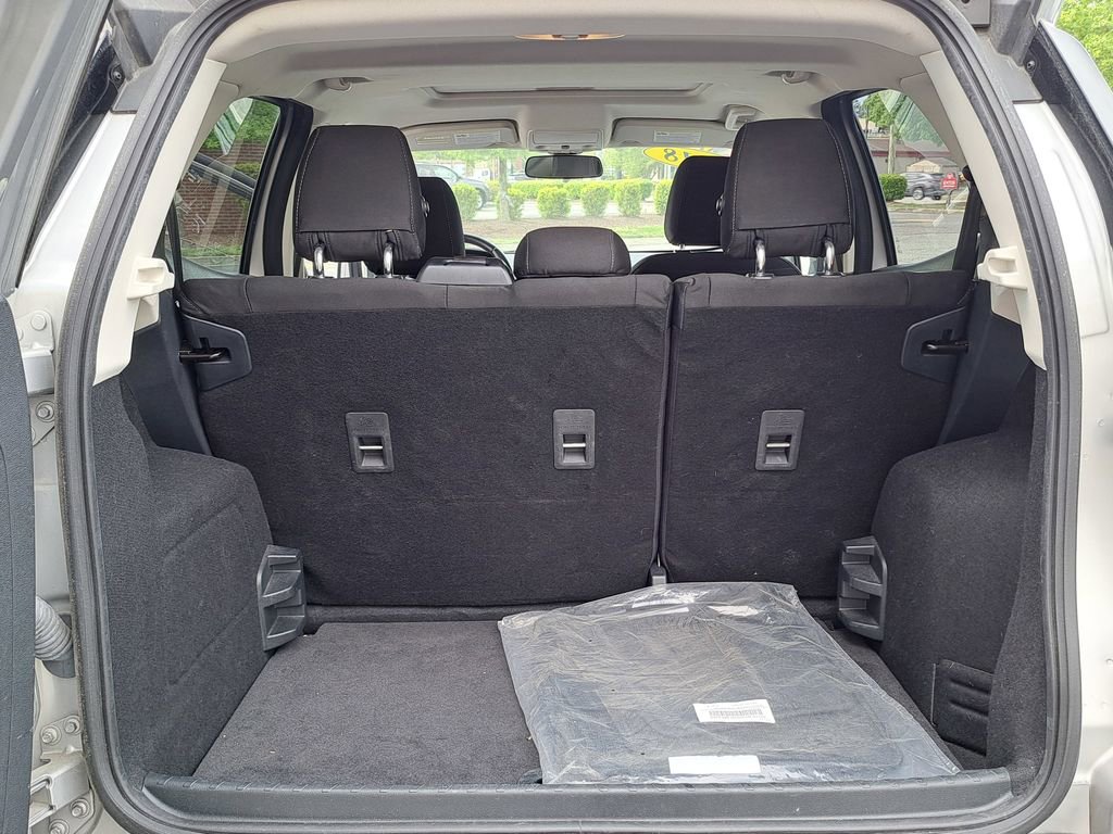 Used 2018 Ford EcoSport SE w/ SE Convenience Package image 14
