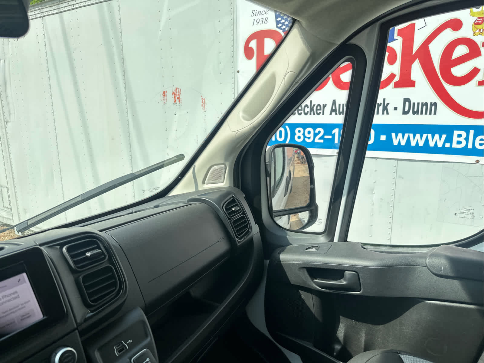 New 2025 RAM ProMaster 2500 FWD image 29