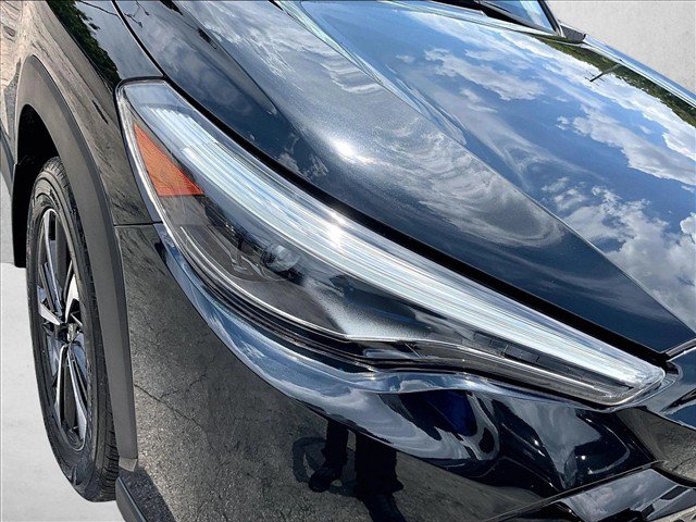 Used 2025 Toyota Corolla Cross AWD Hybrid w/ Convenience Package image 30