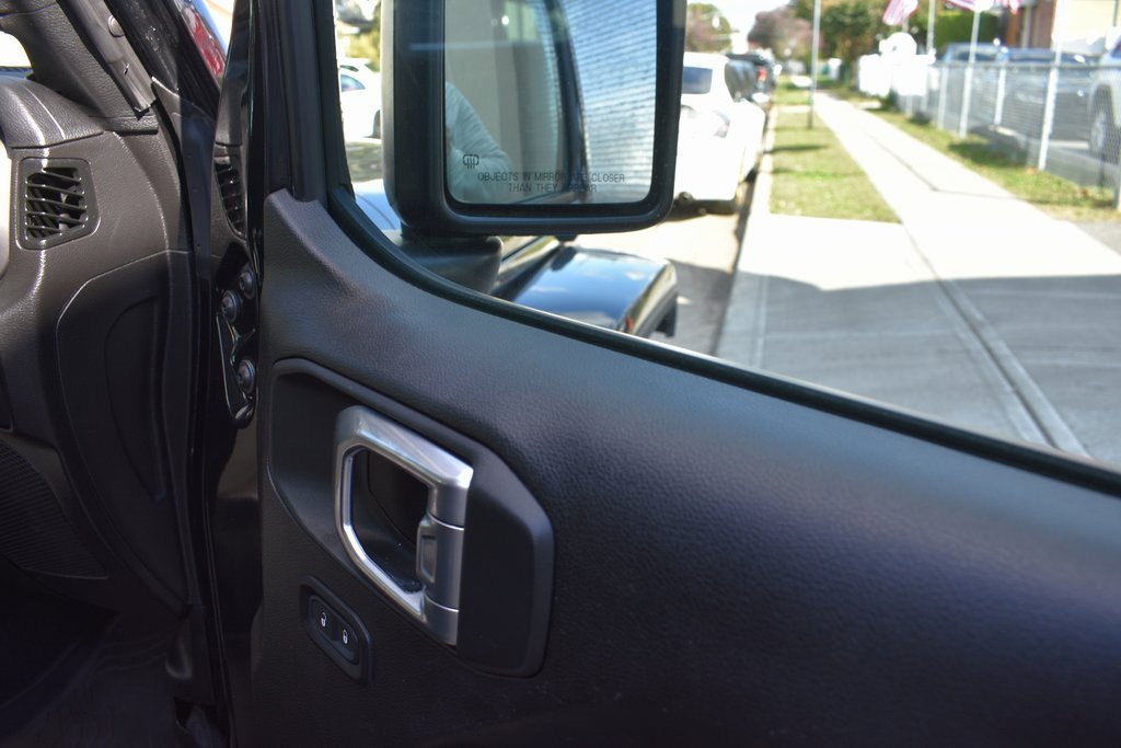 Used 2022 Jeep Gladiator Sport image 23