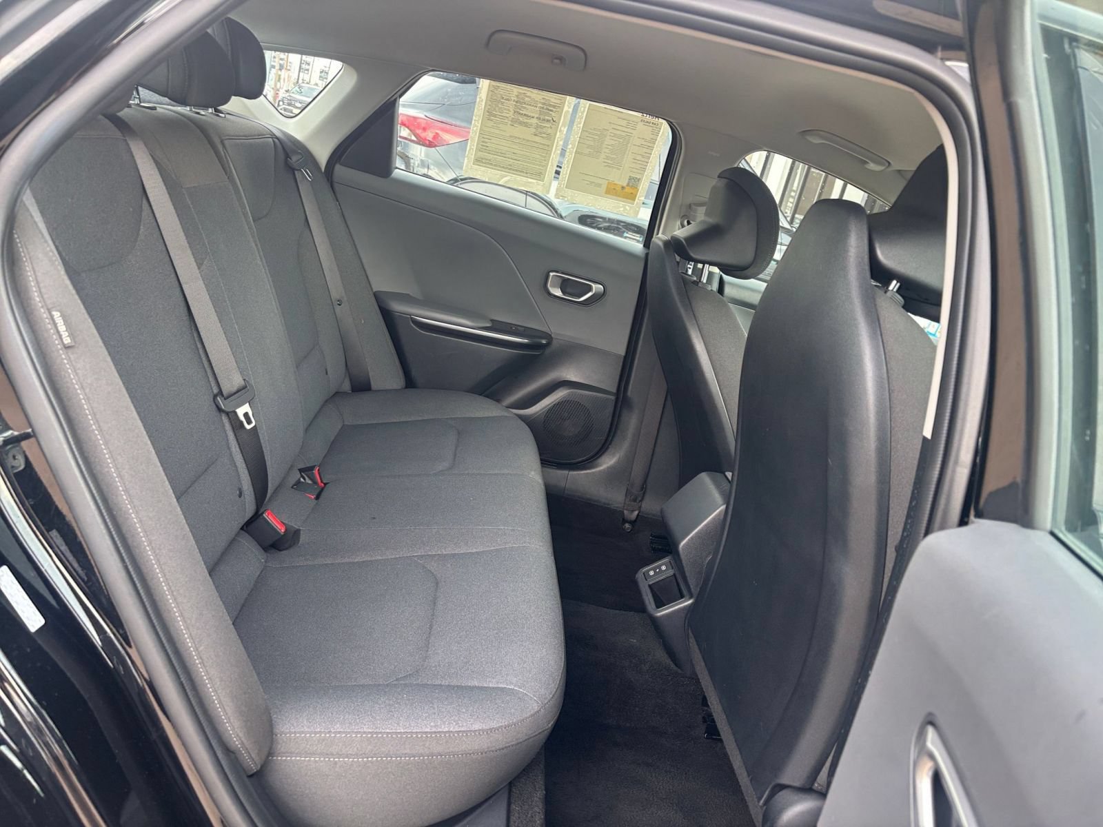 Used 2025 Kia K4 FWD image 24