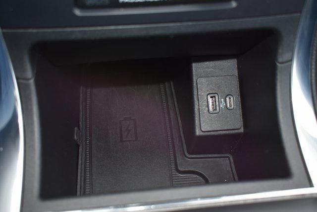 Used 2024 Ford Edge Titanium image 28