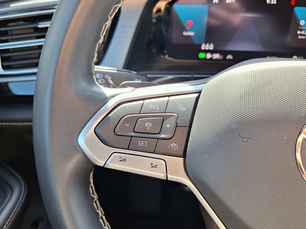 Used 2024 Volkswagen Atlas Cross Sport SE FWD image 18
