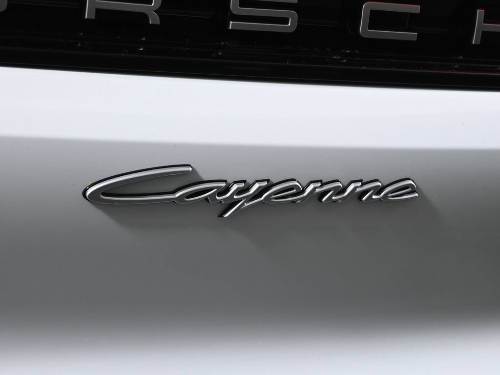 Used 2026 Porsche Cayenne E-Hybrid AWD/4WD image 43