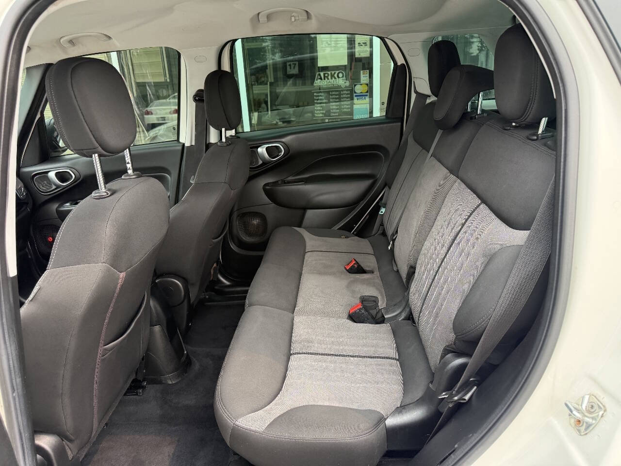 Used 2015 FIAT 500L Trekking FWD image 12