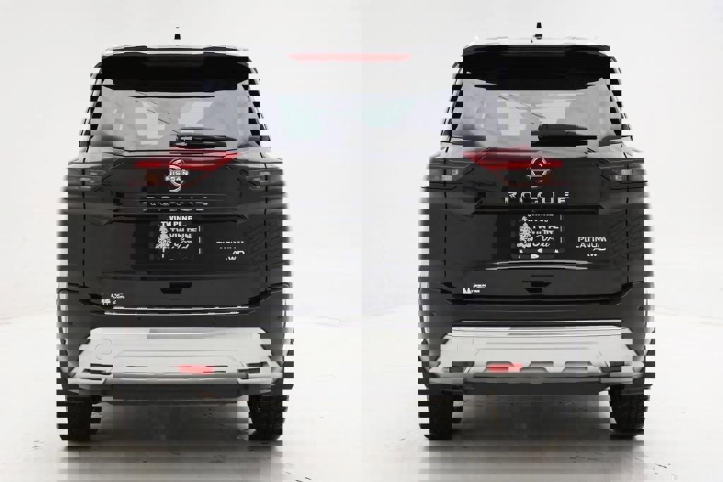 Used 2023 Nissan Rogue Platinum w/ Platinum Premium Package image 8