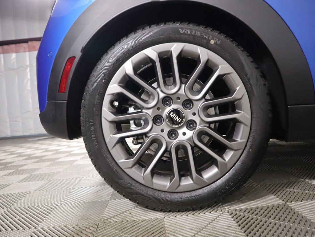 Certified 2025 MINI Cooper S image 30