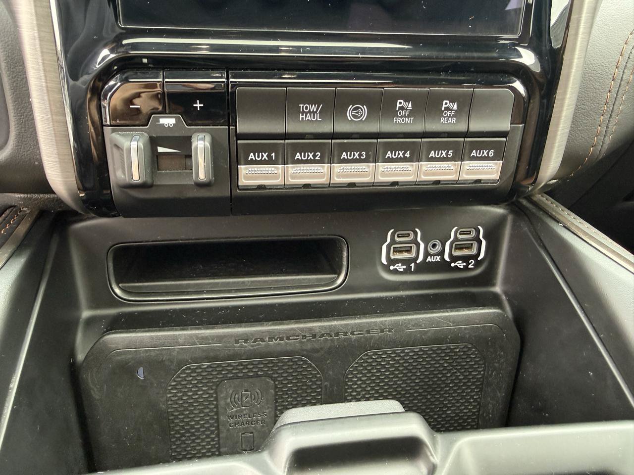 Used 2022 RAM 3500 Limited AWD/4WD image 29