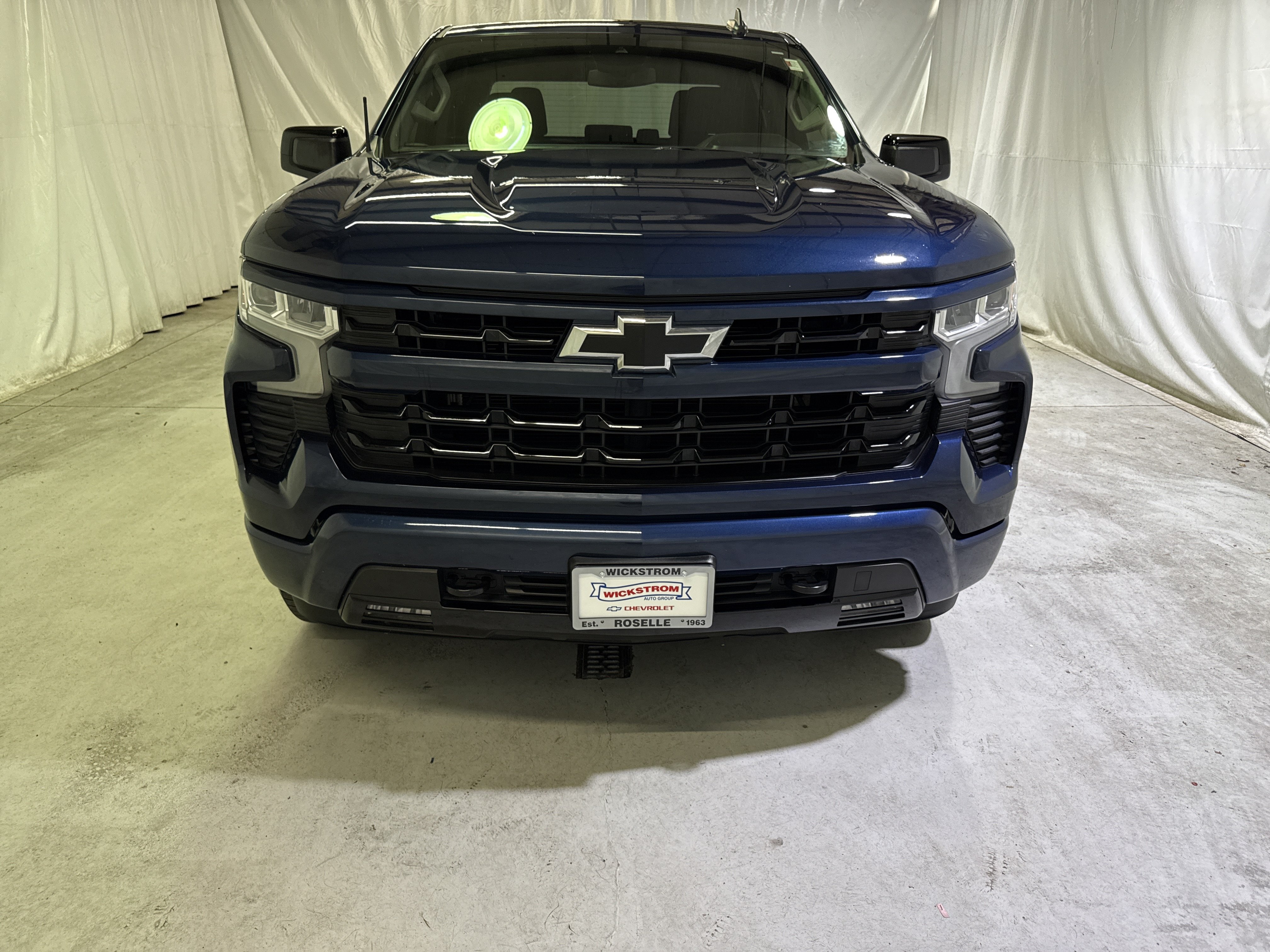 Used 2022 Chevrolet Silverado 1500 RST w/ Protection Package AWD/4WD image 3