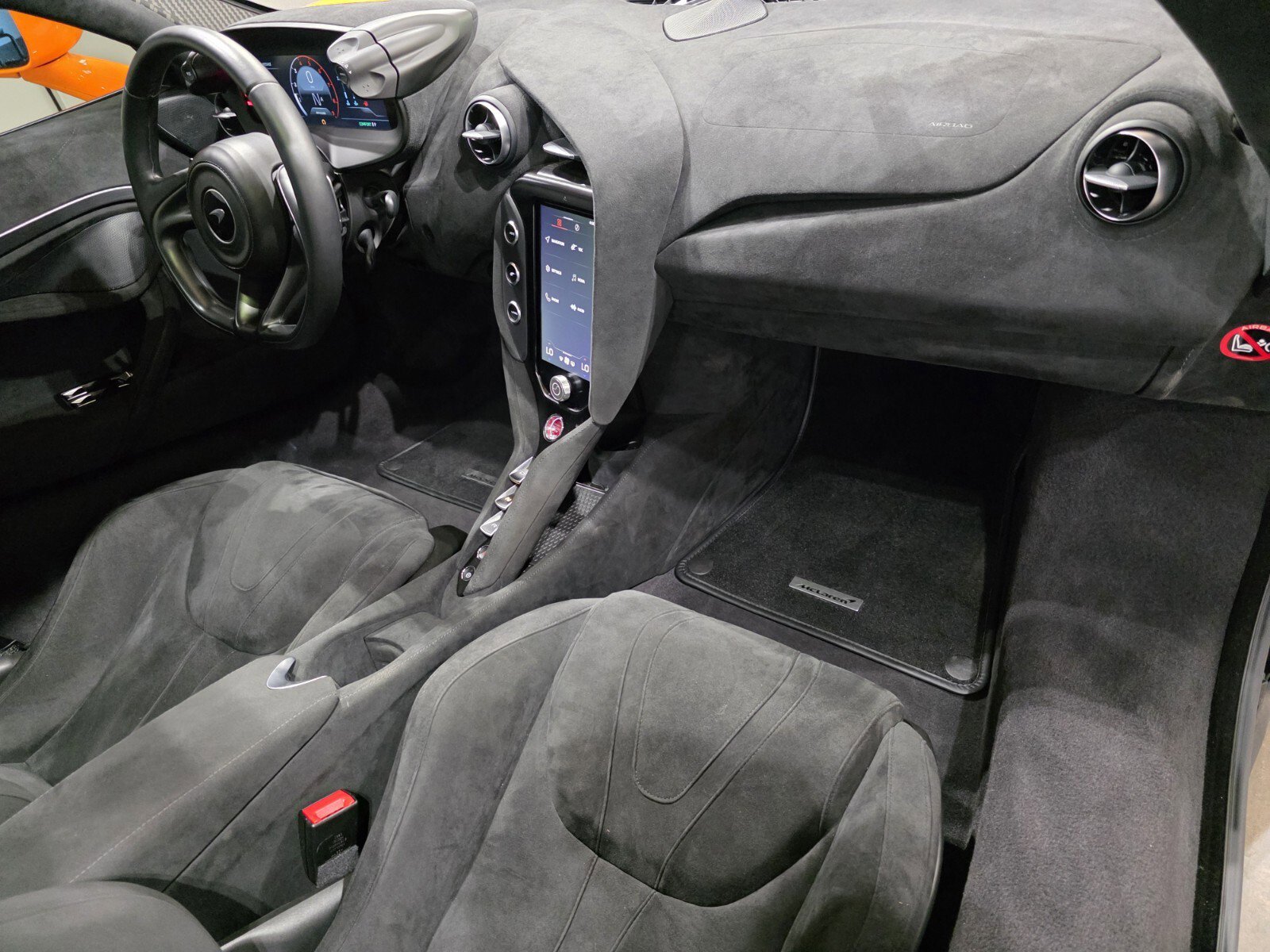 Used 2024 McLaren 750S image 20