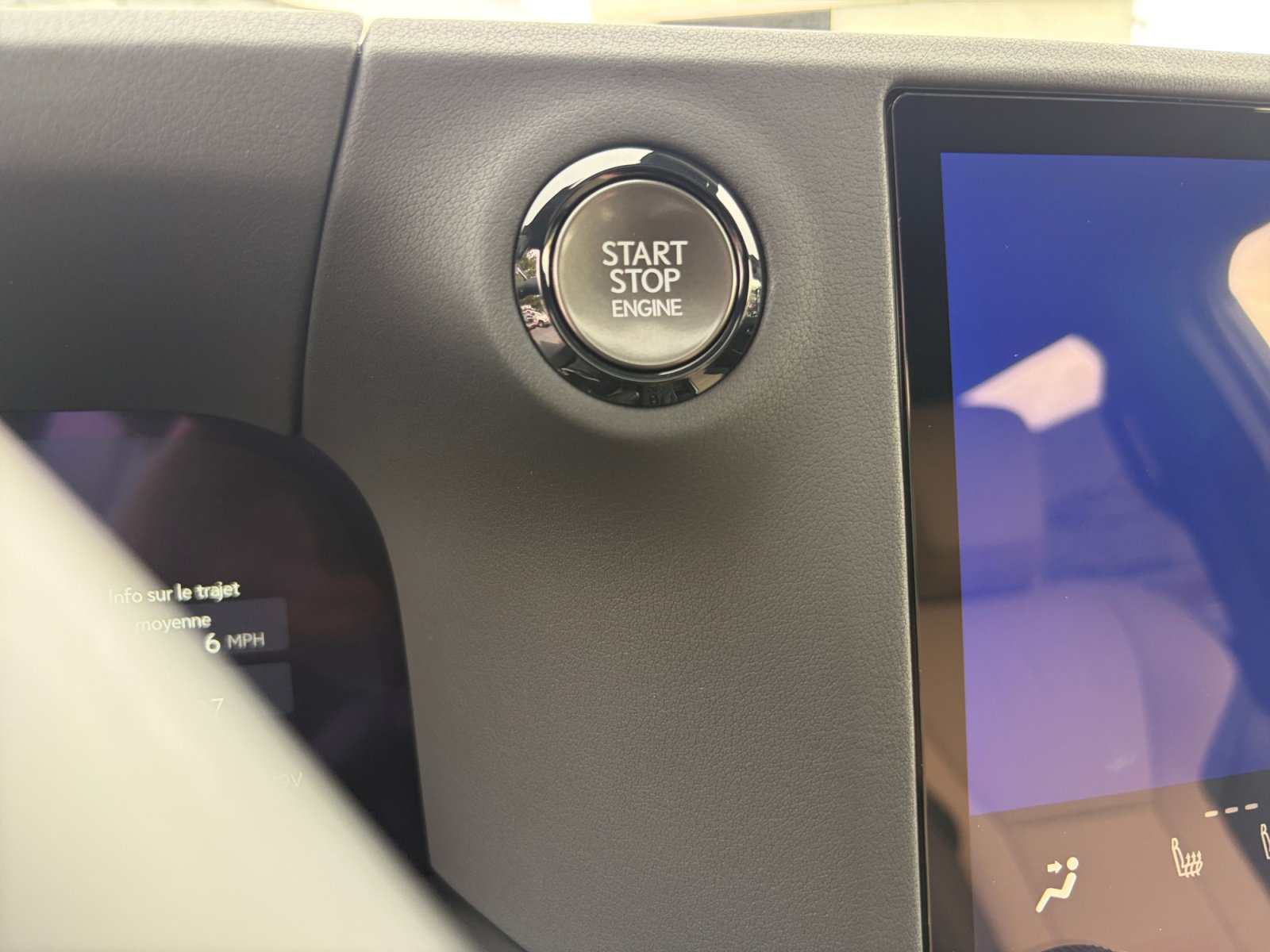 New 2026 Lexus GX 550 AWD/4WD image 28