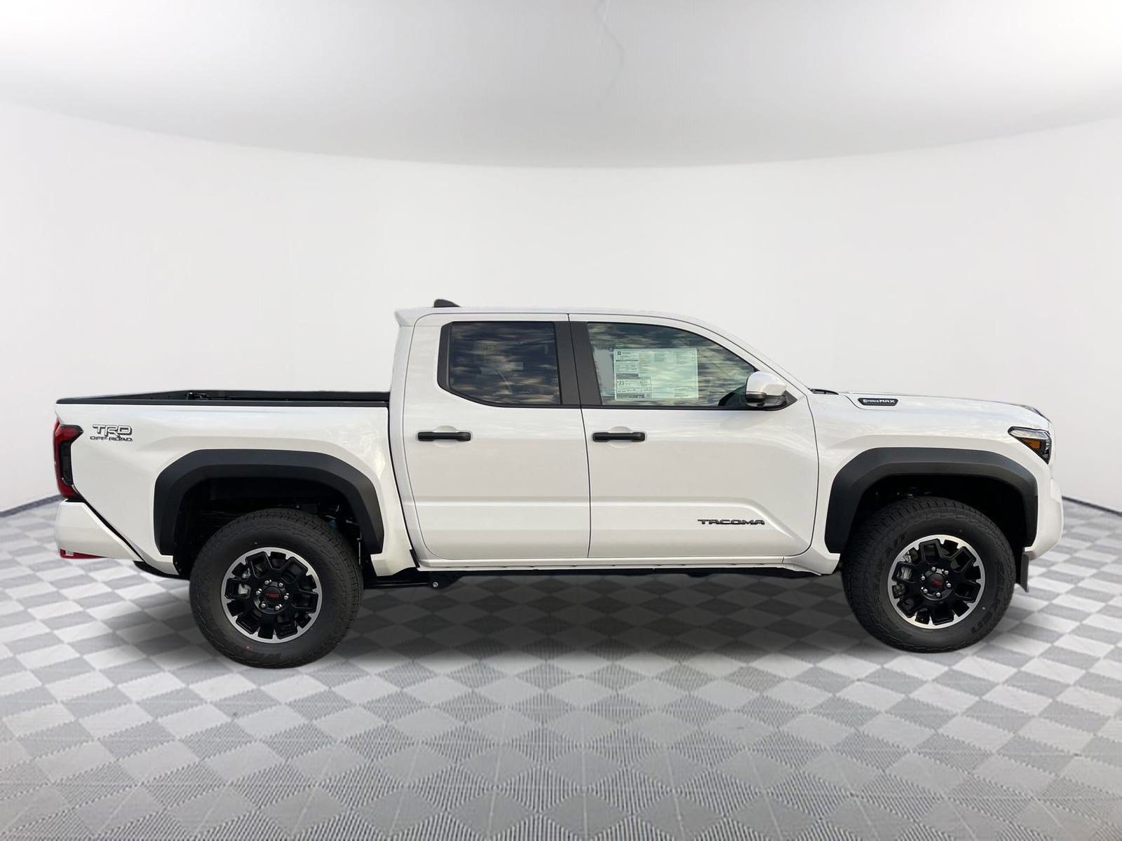 New 2025 Toyota Tacoma TRD Off-Road w/ TRD Off Road Premium Package AWD/4WD image 2