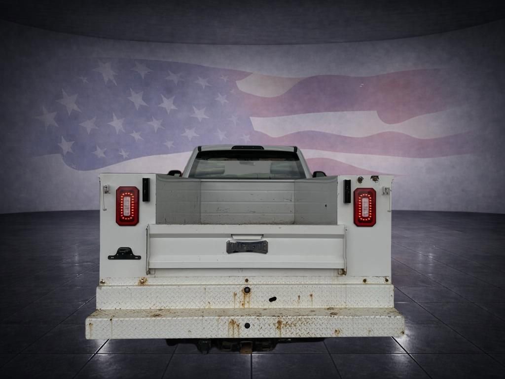 Used 2019 Ford F350 XL w/ Power Equipment Group RWD image 4