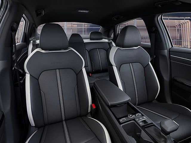 New 2025 Kia K5 GT-Line image 21