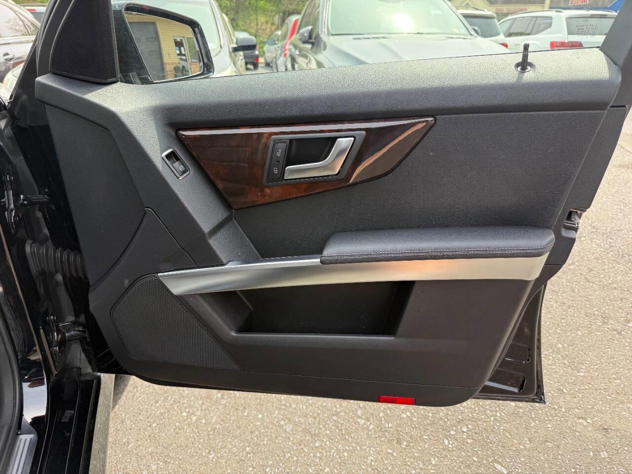 Used 2014 Mercedes-Benz GLK 350 4MATIC image 34