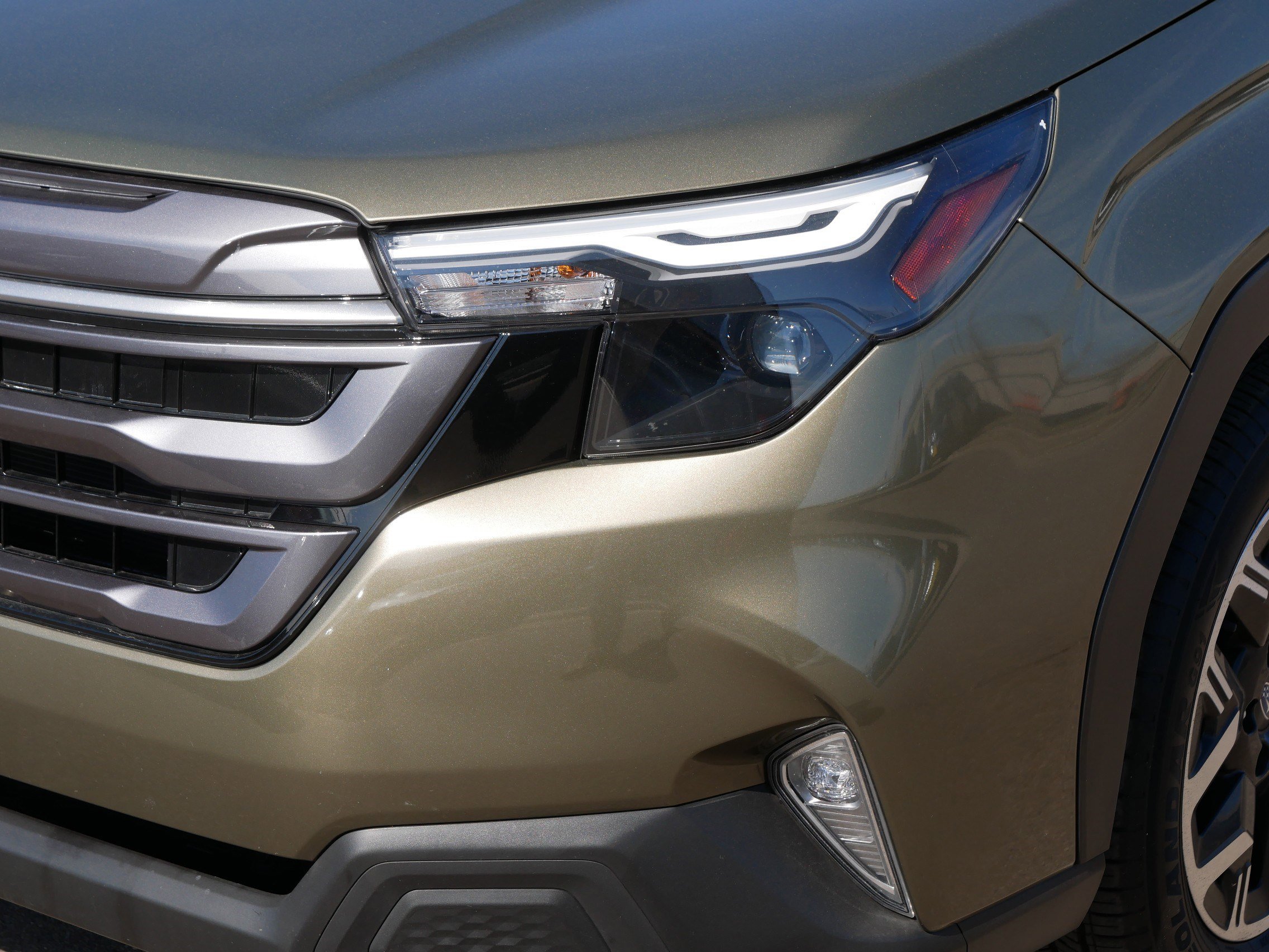 Certified 2025 Subaru Forester Premium image 16