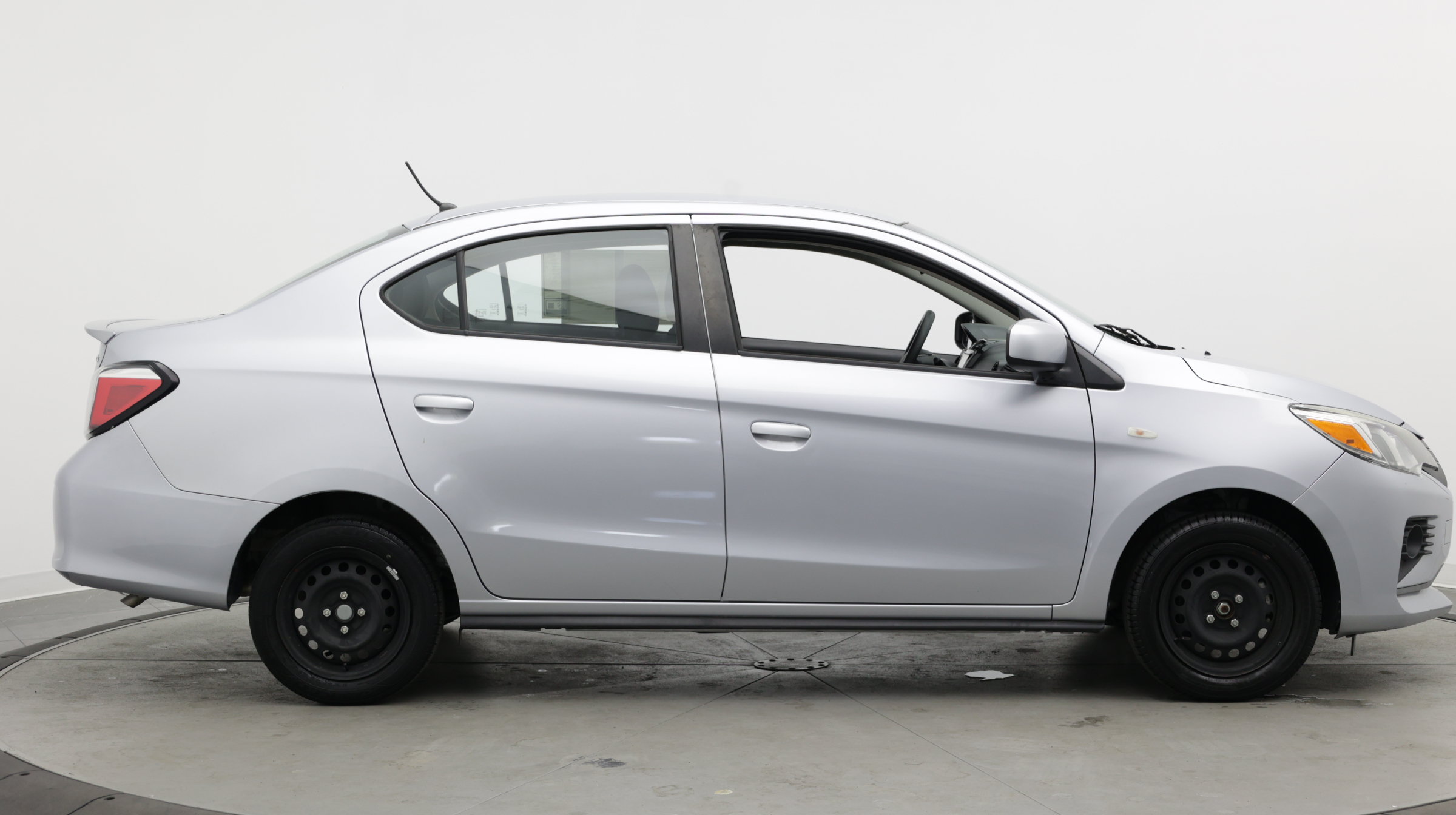 Used 2021 Mitsubishi Mirage G4 LE FWD image 8