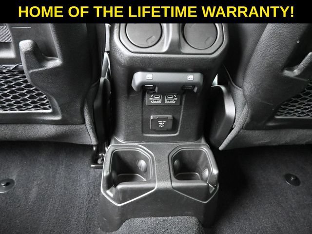 Used 2023 Jeep Gladiator Rubicon w/ Cold Weather Group AWD/4WD image 38