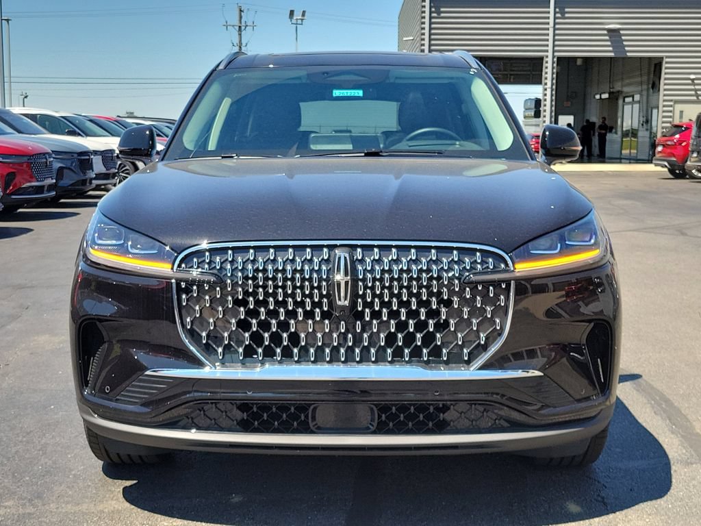 New 2026 Lincoln Aviator Reserve w/ Illumination Package AWD/4WD image 2