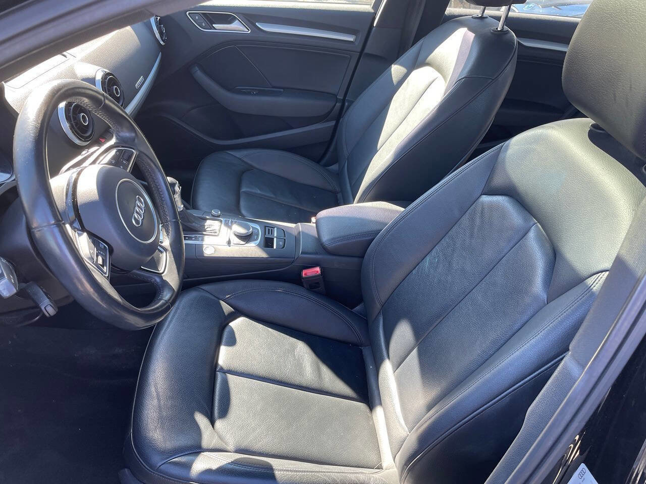 Used 2016 Audi A3 2.0T Premium image 22