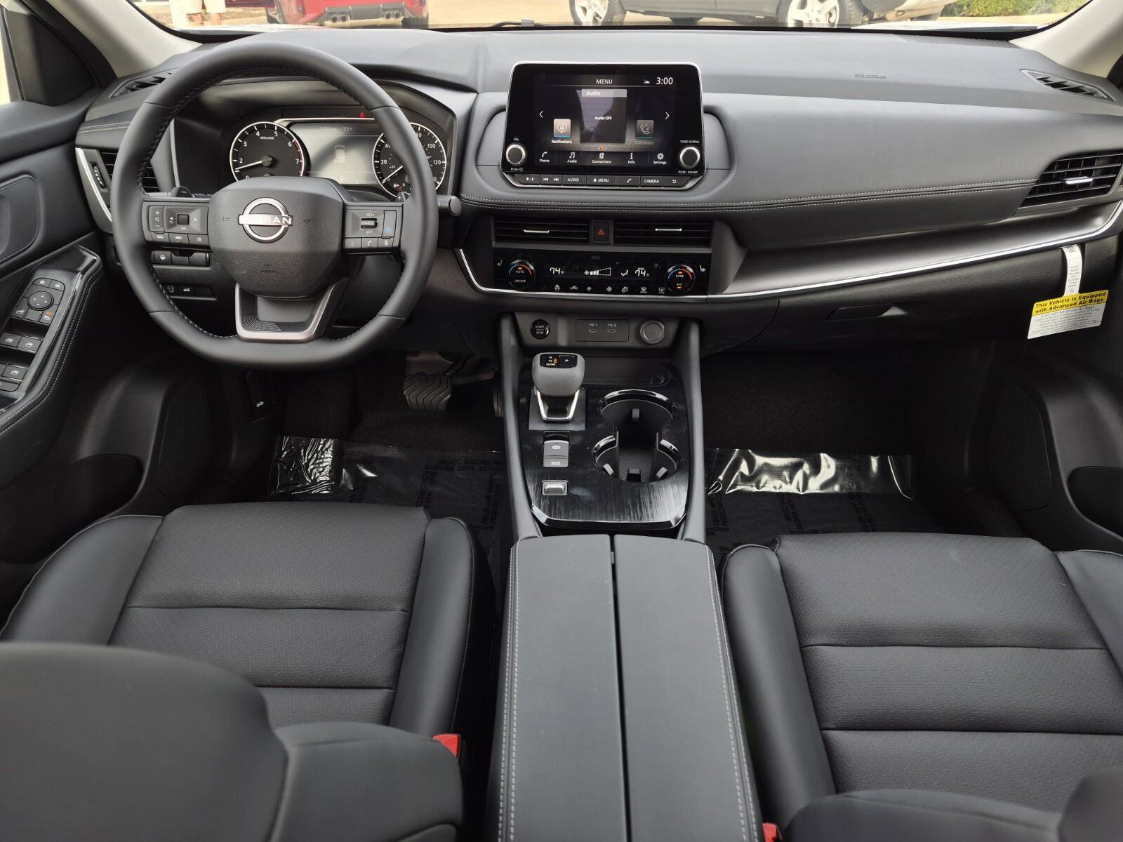 Used 2026 Nissan Rogue SV w/ SV Premium Package image 29