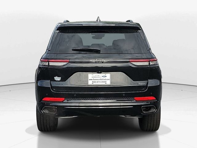 Used 2025 Jeep Grand Cherokee Summit w/ Obsidian Package AWD/4WD image 4