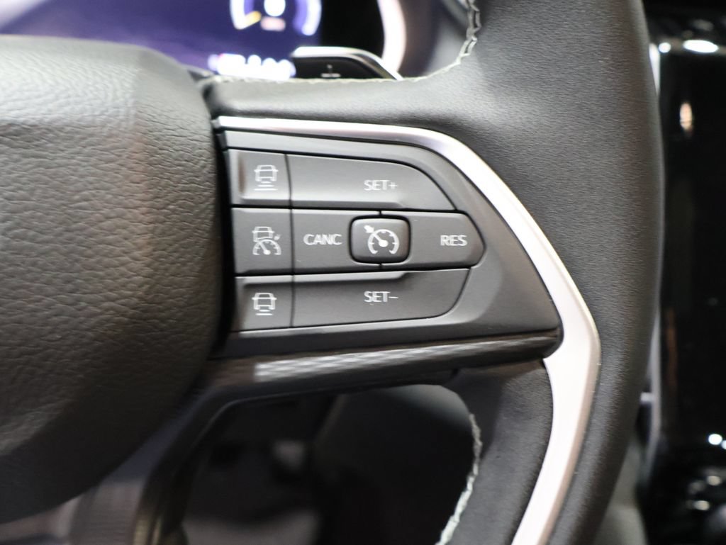 New 2026 Jeep Grand Cherokee Laredo X AWD/4WD image 23