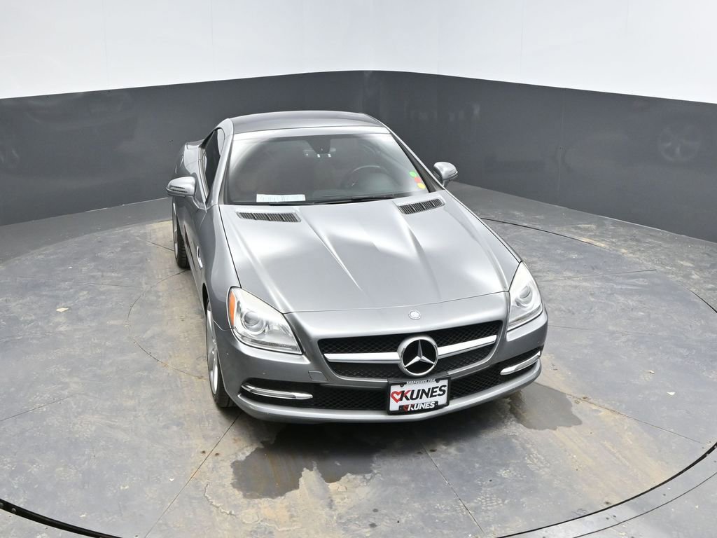 Used 2012 Mercedes-Benz SLK 350 image 26
