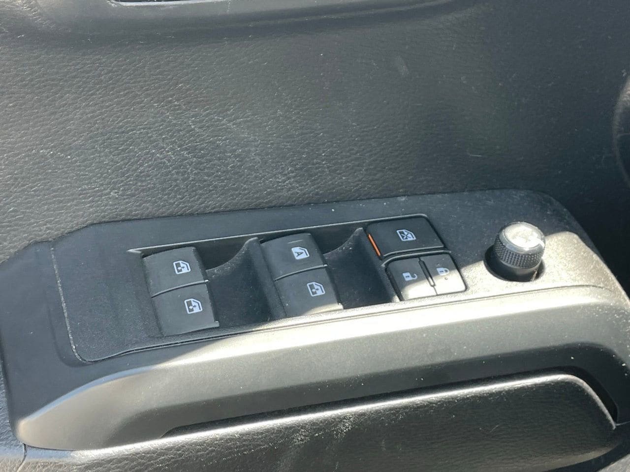 Used 2021 Toyota Tacoma SR AWD/4WD image 6