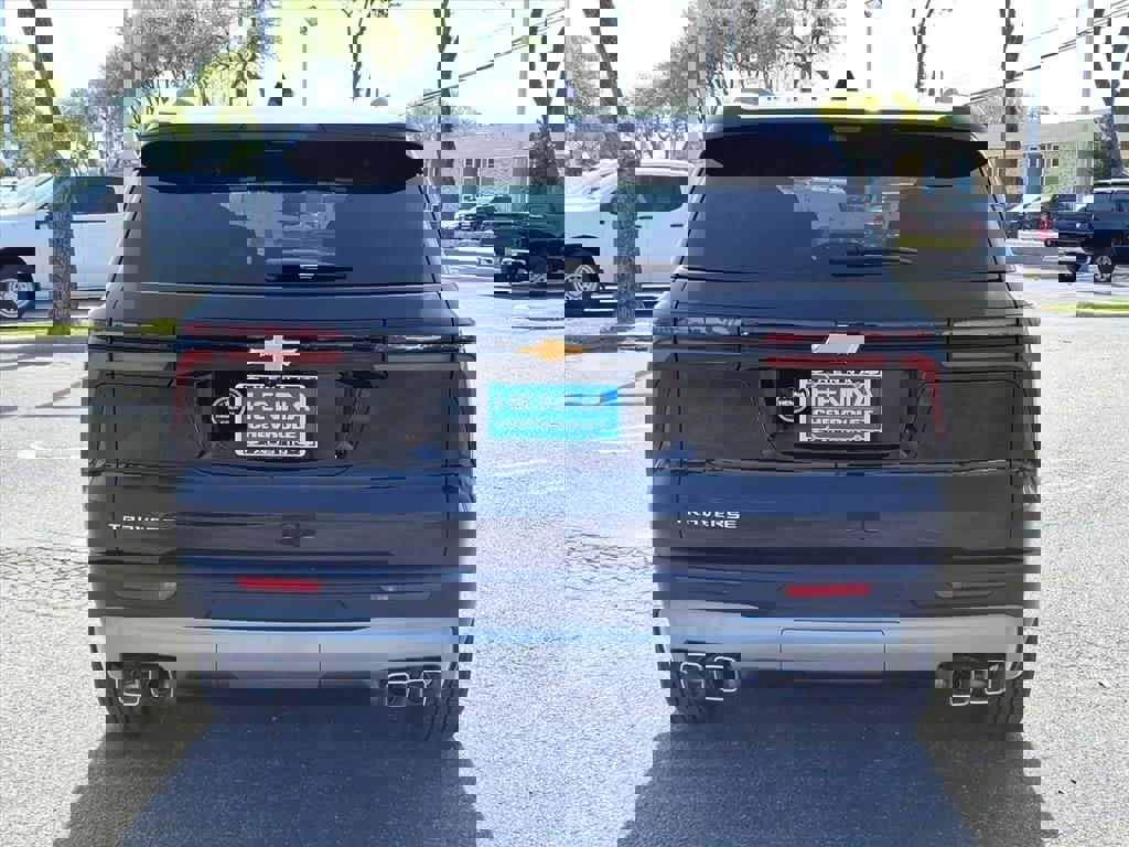 New 2026 Chevrolet Traverse LT w/ Enhanced Driving Package image 7