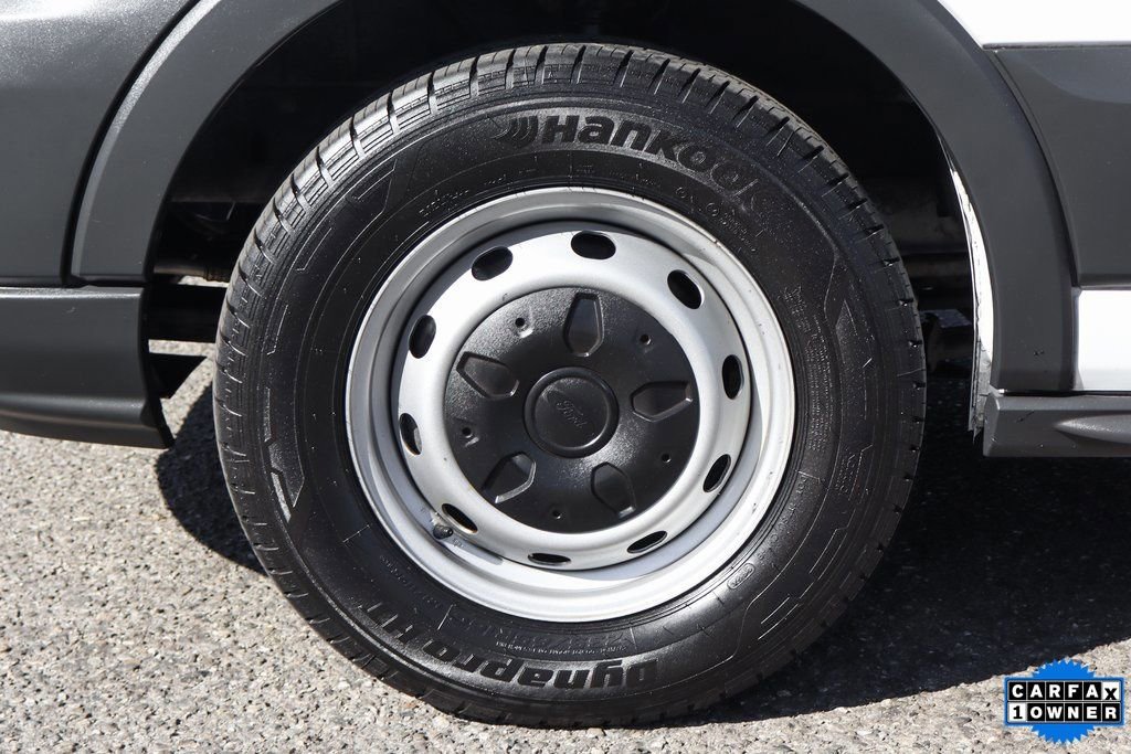 Used 2018 Ford Transit 350 XL image 41