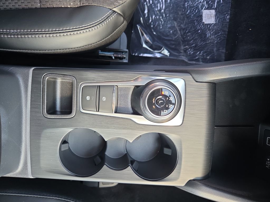 New 2025 Ford Escape SE image 25