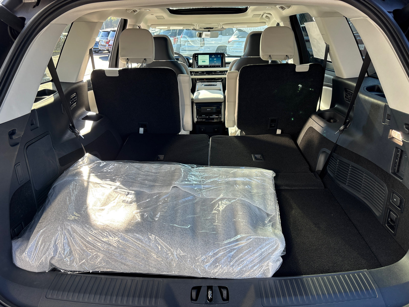 New 2027 Lincoln Aviator Reserve AWD/4WD image 9