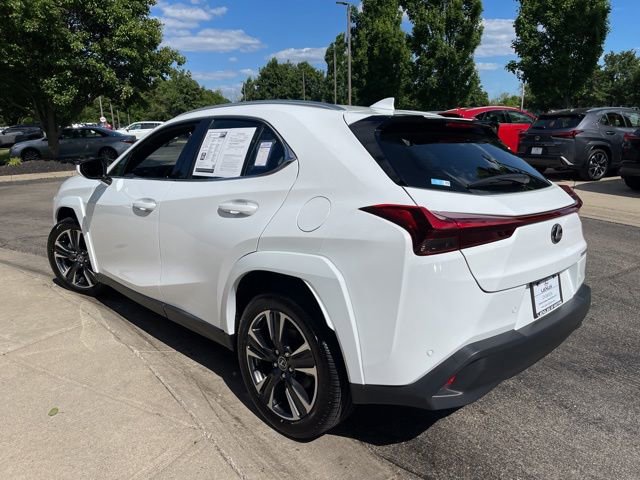 Certified 2026 Lexus UX 300h FWD w/ Accessory Package (Z2) image 7