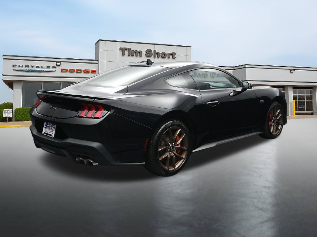 Used 2025 Ford Mustang GT Premium RWD image 5