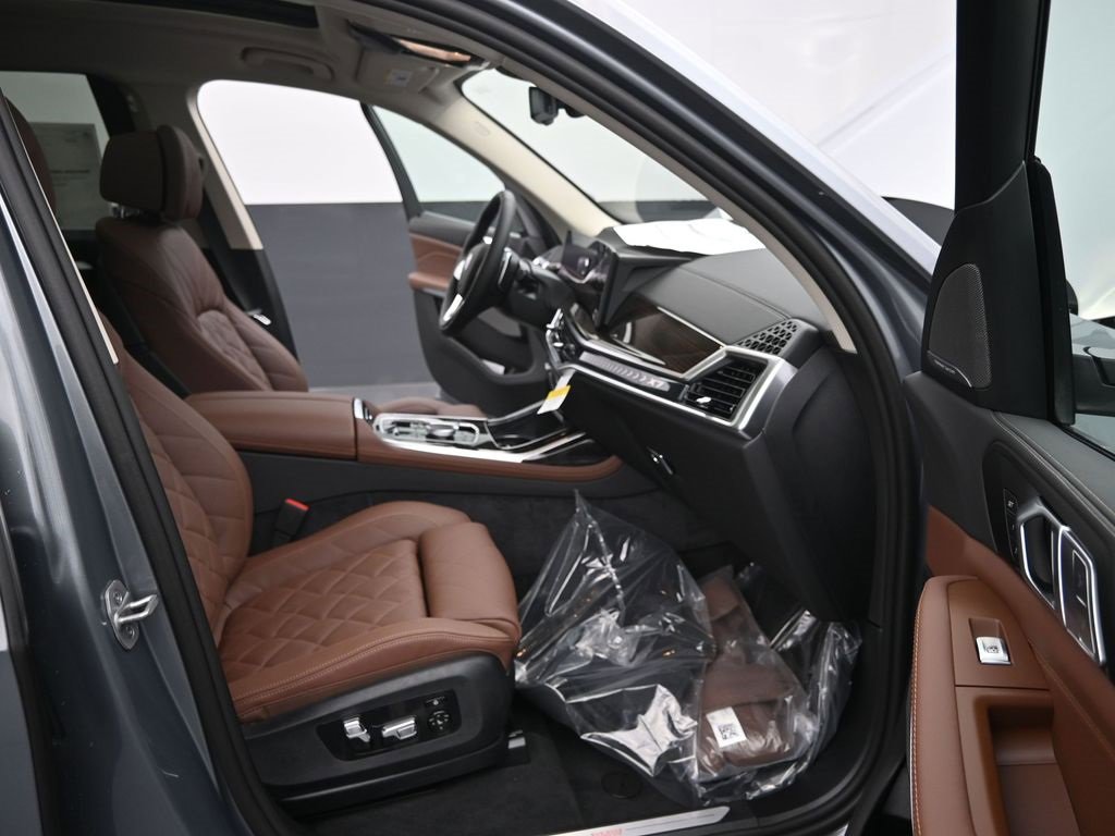 New 2026 BMW X7 xDrive40i image 22