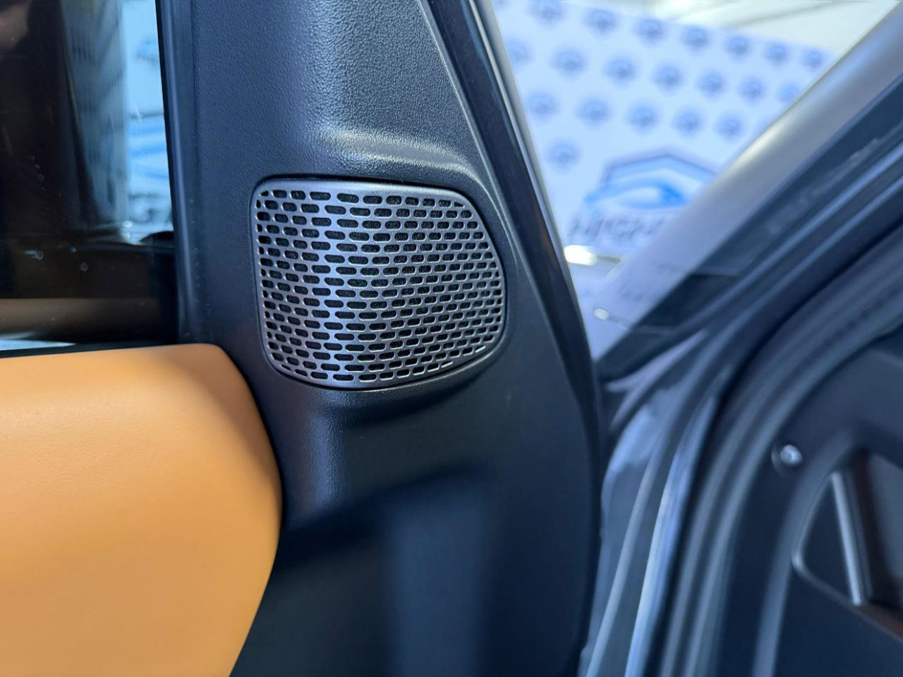 Used 2024 Land Rover Defender 110 Carpathian Edition image 12