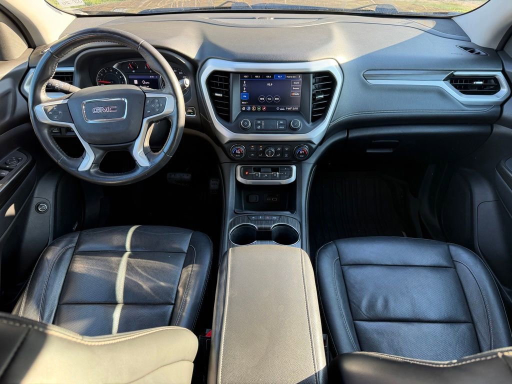 Used 2020 GMC Acadia SLT w/ LPO, Floor Liner Package image 17