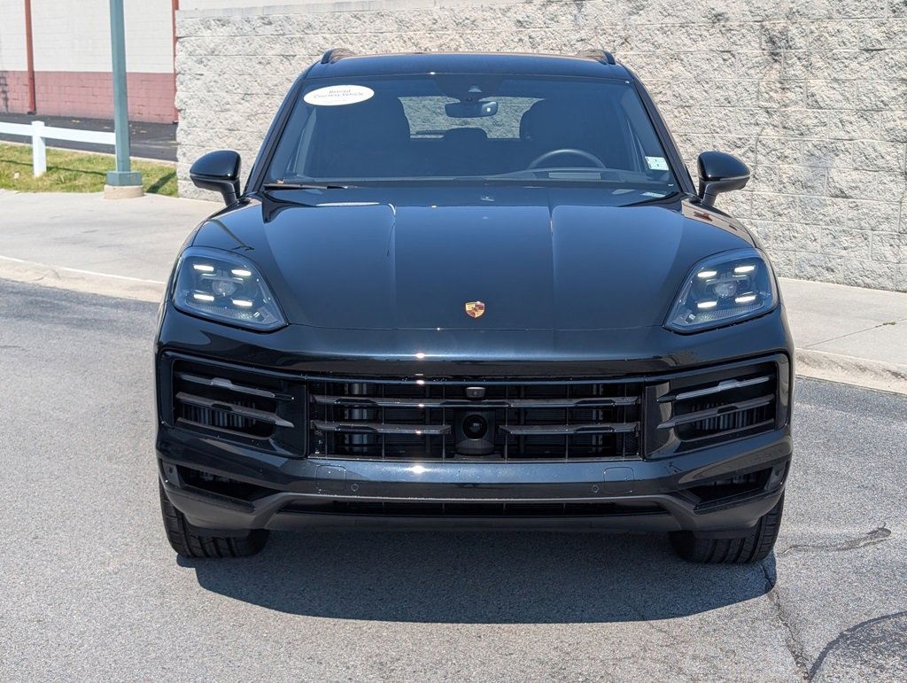 Certified 2025 Porsche Cayenne image 10