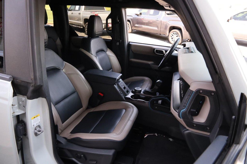 Used 2023 Ford Bronco Wildtrak AWD/4WD image 27
