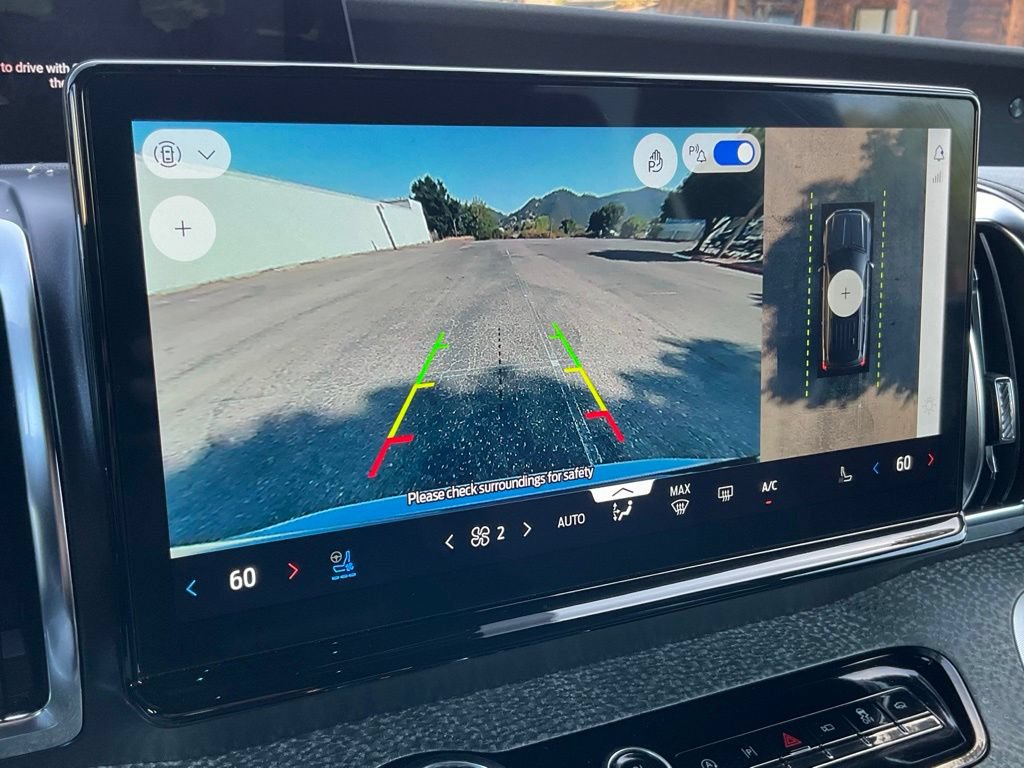 Used 2025 Ford Expedition Tremor AWD/4WD image 53
