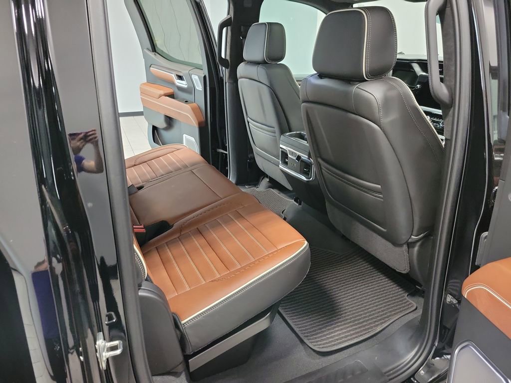 Used 2025 GMC Sierra 1500 Denali Ultimate image 13