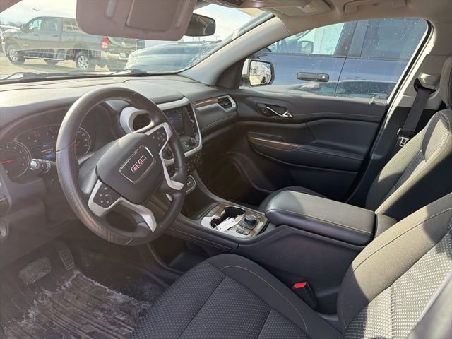 Used 2021 GMC Acadia SLE w/ Driver Convenience Package image 5